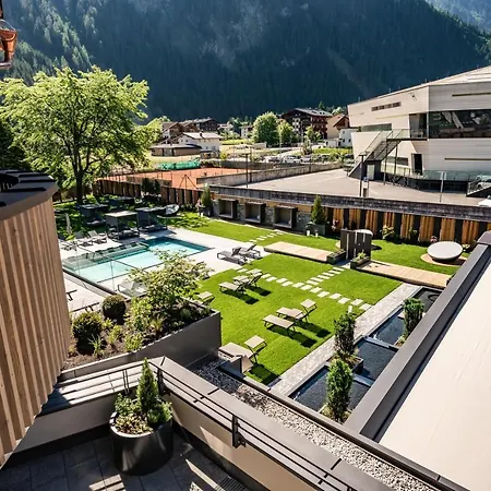 ホテル Berghof Gmbh 4*