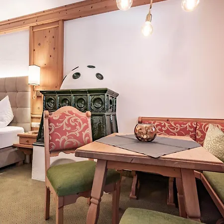 Hotel Berghof 4*