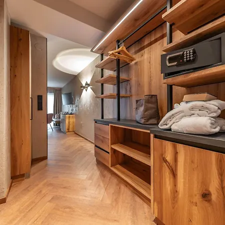 Berghof Gmbh 4*