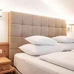 Berghof 4* 메이른호픈