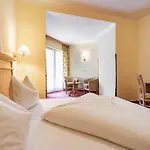 호텔 Berghof 4*