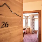 Berghof 4* 메이른호픈