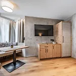 호텔 Berghof 4*